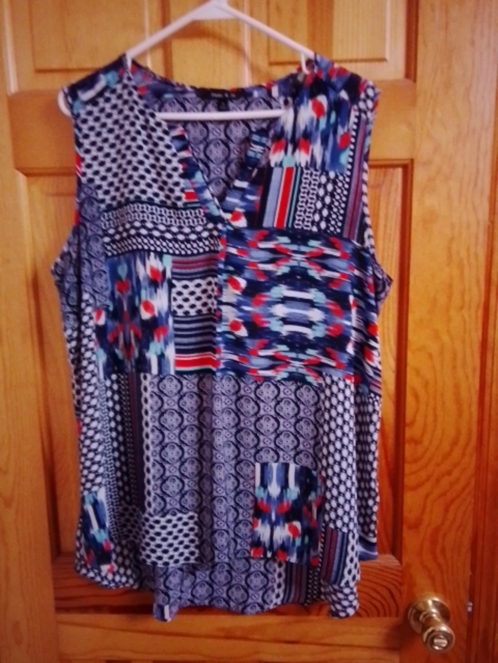 Sleeveless Patchwork Print V-Neck Top - Blue Multi